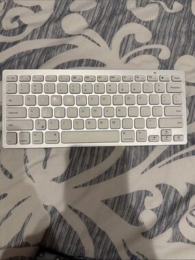 Anker Silver Wireless Bluetooth Tablet Keyboard